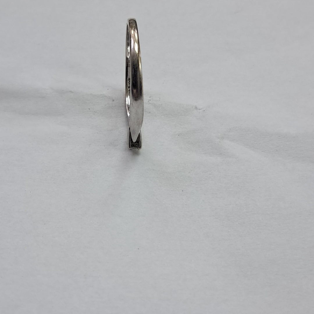 ANILLITO. ORO BLANCO. 14 K 1.6 GRMS (SEMINUEVO)