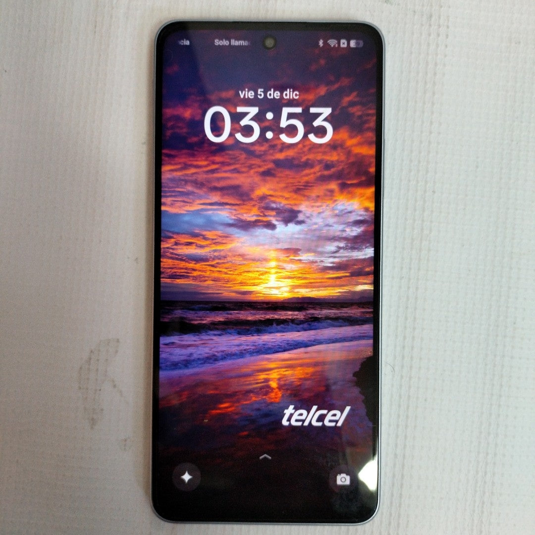 CELULAR OPPO  A5 PRO CPH2711 (2025) 256 GB 8 GB RAM (SEMINUEVO)