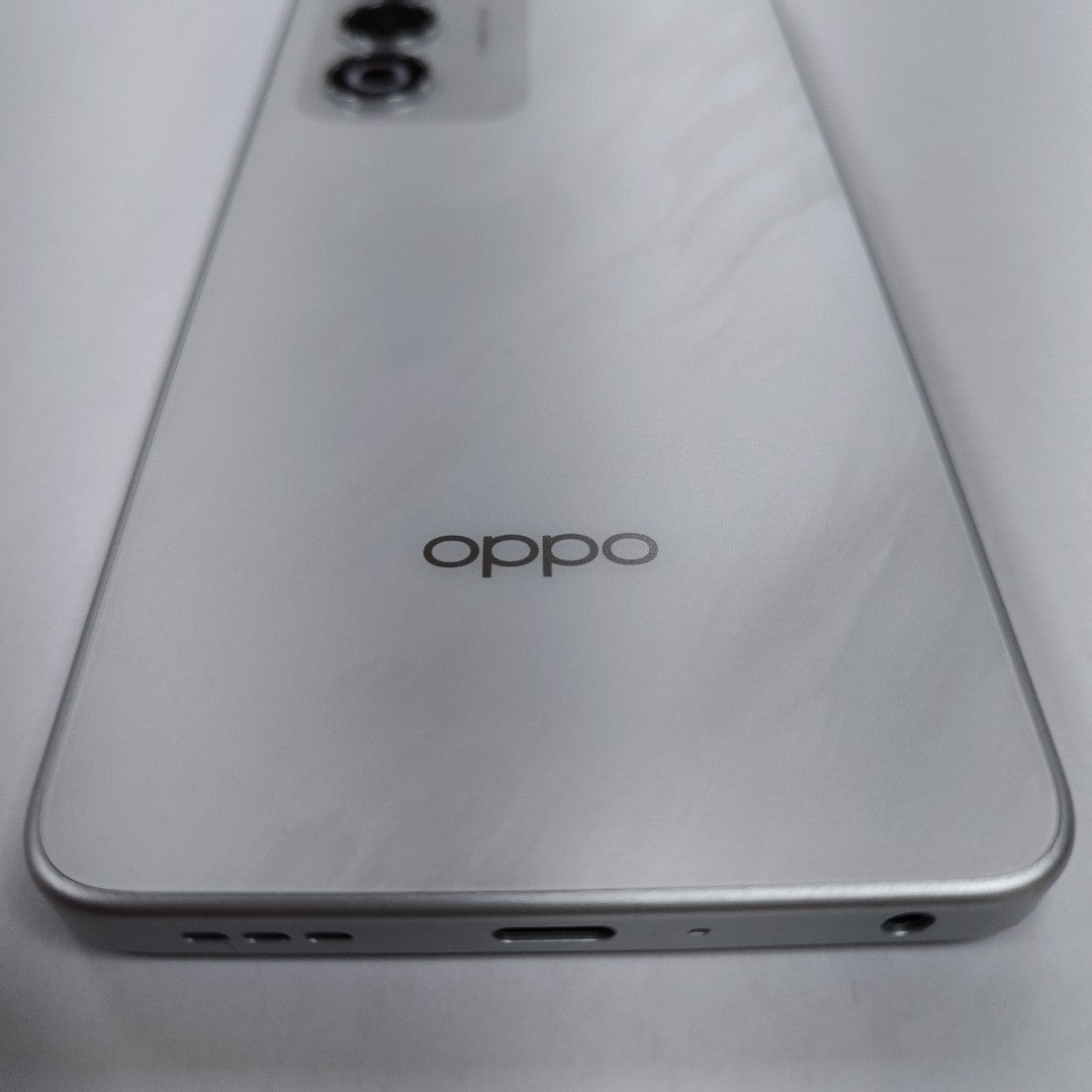 CELULAR OPPO  A5 CPH2727 (2025) 256 GB 4 GB RAM (SEMINUEVO)