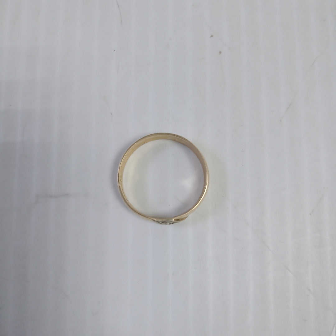 ARGOLLA. ORO. 10 K 3.2 GRMS (SEMINUEVO)