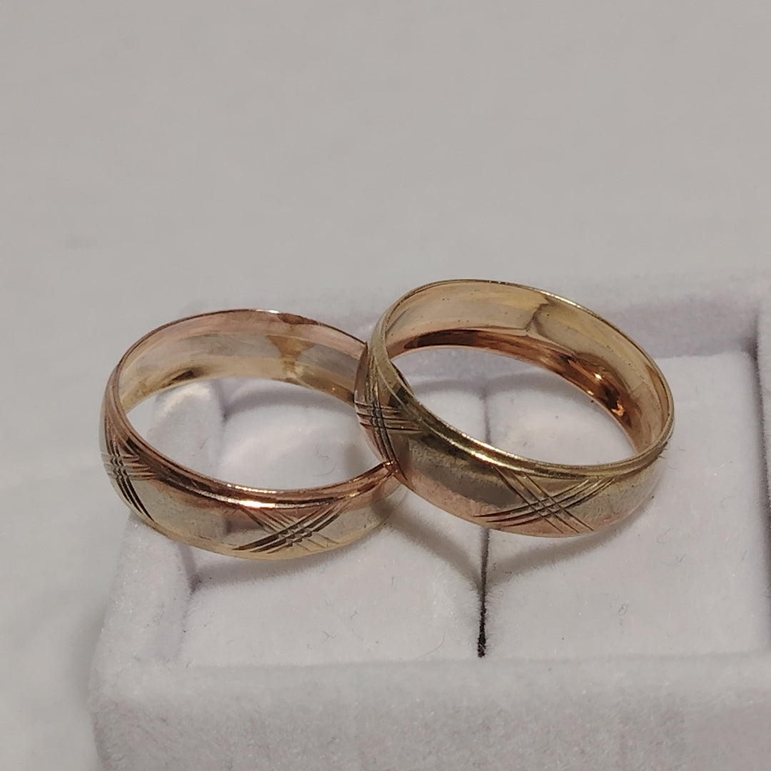 ARGOLLA. ORO COMBINADO. 8 K 3.8 GRMS (SEMINUEVO)