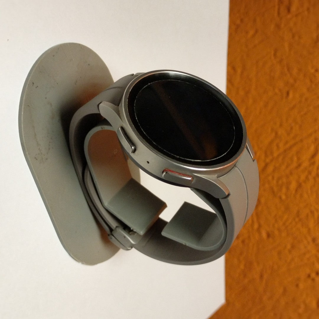 SMARTWATCH SAMSUNG GALAXY WATCH 5 PRO SM-R920 45 MM GPS (SEMINUEVO)