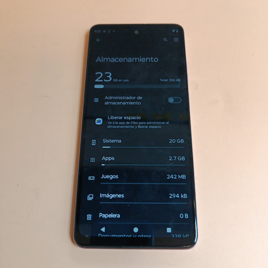 CELULAR MOTOROLA MOTO G24 XT2423-1 (2024) 256 GB 4 GB RAM (SEMINUEVO)