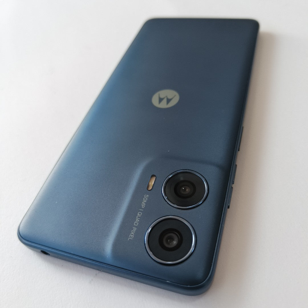 CELULAR MOTOROLA MOTO G24 POWER XT2425-1 (2024) 256 GB 8 GB RAM (SEMINUEVO)