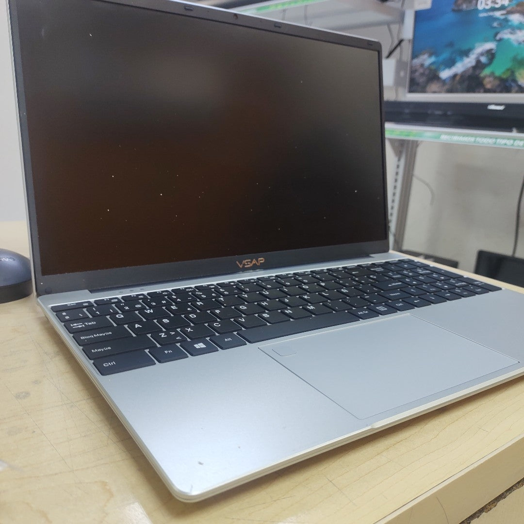 LAPTOP VSAP VNJH-1501-1 512 GB SSD 16 GB RAM (SEMINUEVO)