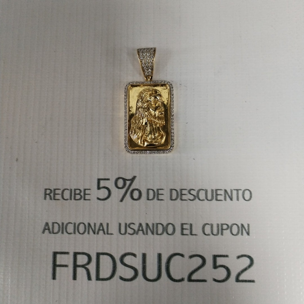 K1 20,90 GRMS 18 K ESPECIFICACIONES COMPLEMENTARIAS DIJE ROSTRO DE CRISTO CON C (SEMINUEVO)