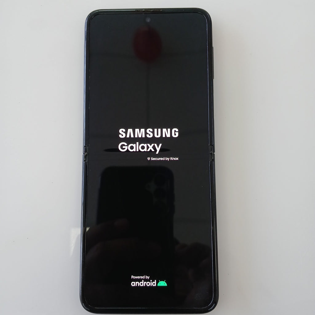 CELULAR SAMSUNG GALAXY Z FLIP3 5G SM-F711U 128 GB 8 GB RAM (SEMINUEVO)