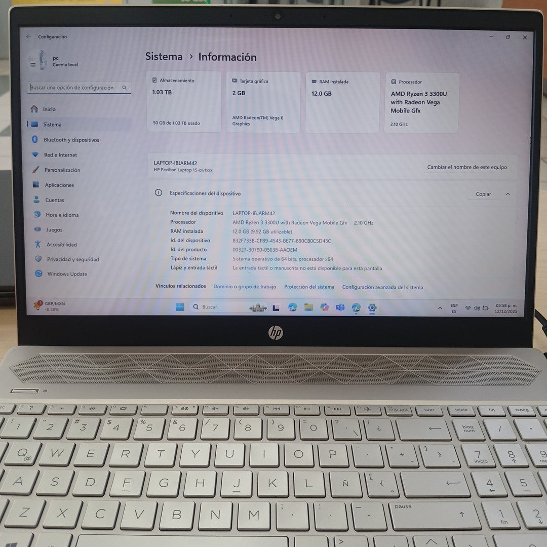 LAPTOP HP 15-CW1012LA (2019) 1 TB 12 GB RAM (SEMINUEVO)