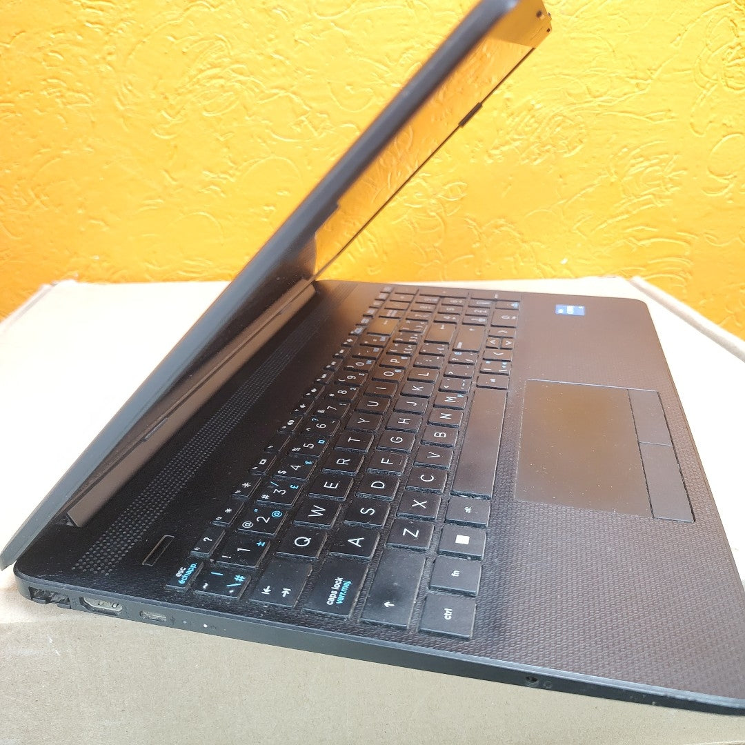 LAPTOP HP 15-DW3088CA (2023) 512 GB SSD 8 GB RAM (SEMINUEVO)