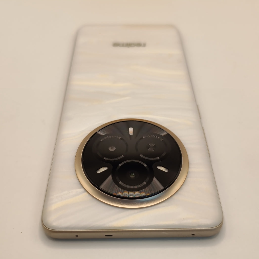 CELULAR REALME 14 PRO 5G RMX5056 (2025) 256 GB 8 GB RAM (SEMINUEVO)