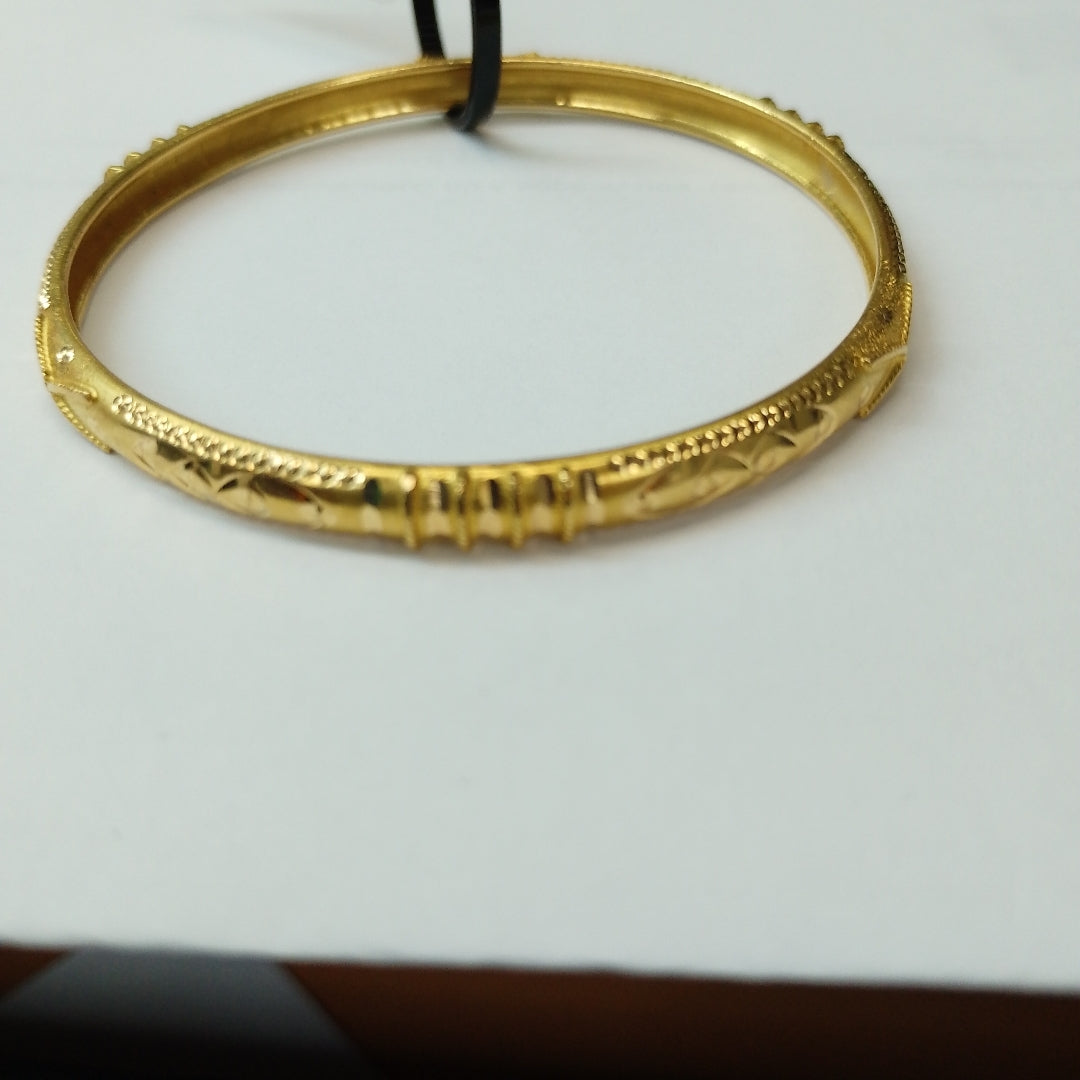 PULSERA RIGIDA ORO 18 K 7.9 GRMS (SEMINUEVO)