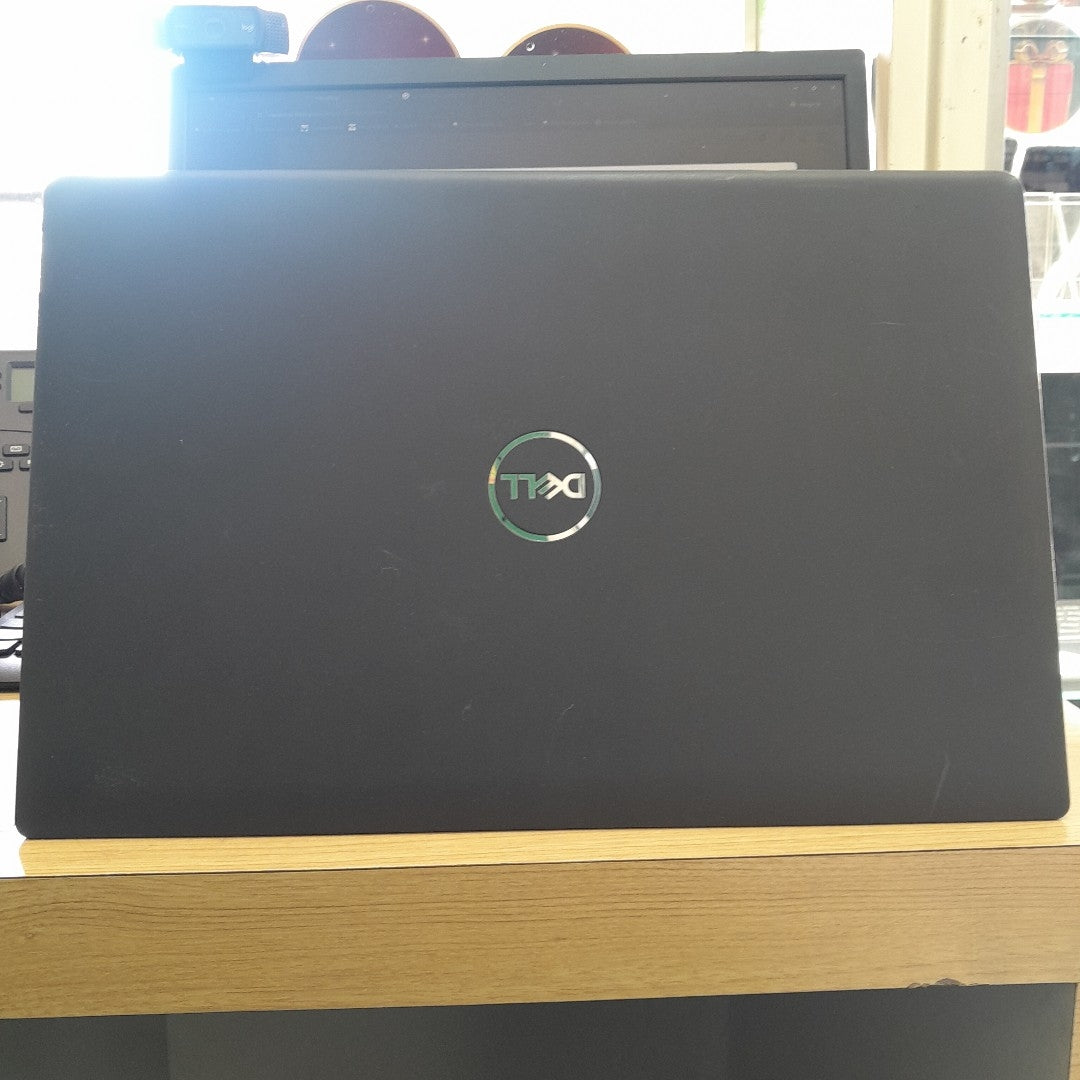 LAPTOP DELL LATITUDE 3520 (2022) 256 GB SSD 8 GB RAM