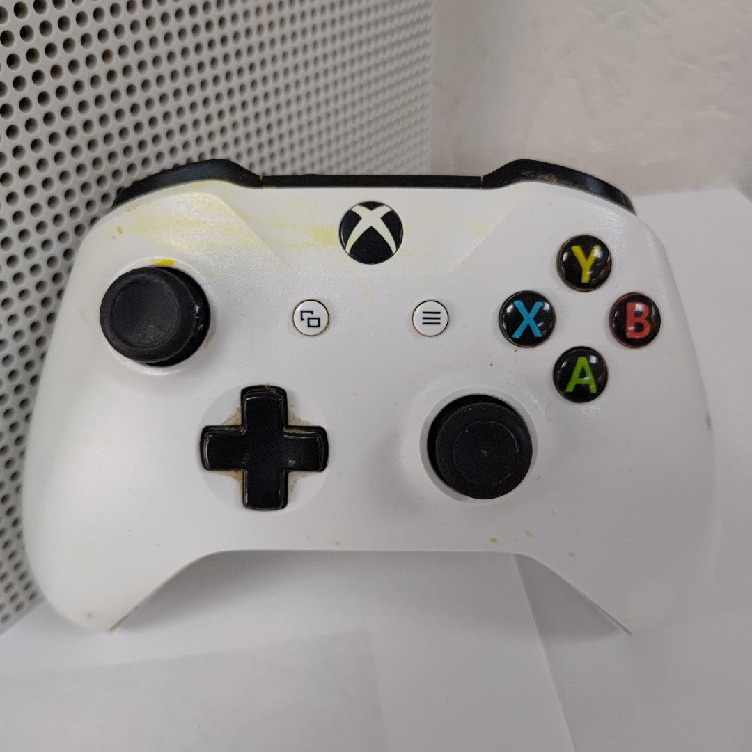 CONSOLA DE VIDEOJUEGO MICROSOFT XBOX ONE S 1 TB (SEMINUEVO)