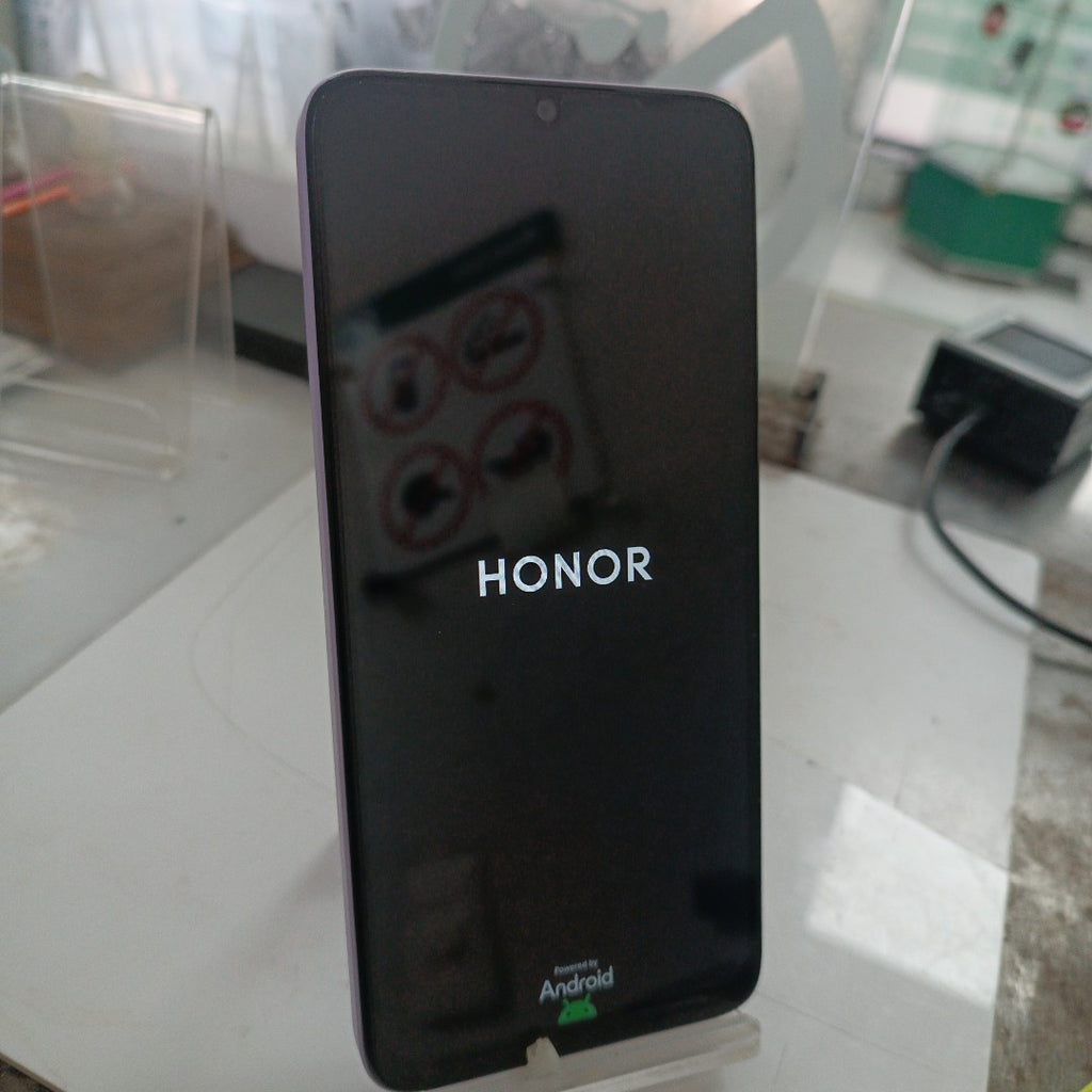 CELULAR HONOR X5B PLUS GFY-LX3 (2024) 256 GB 4 GB RAM (SEMINUEVO)