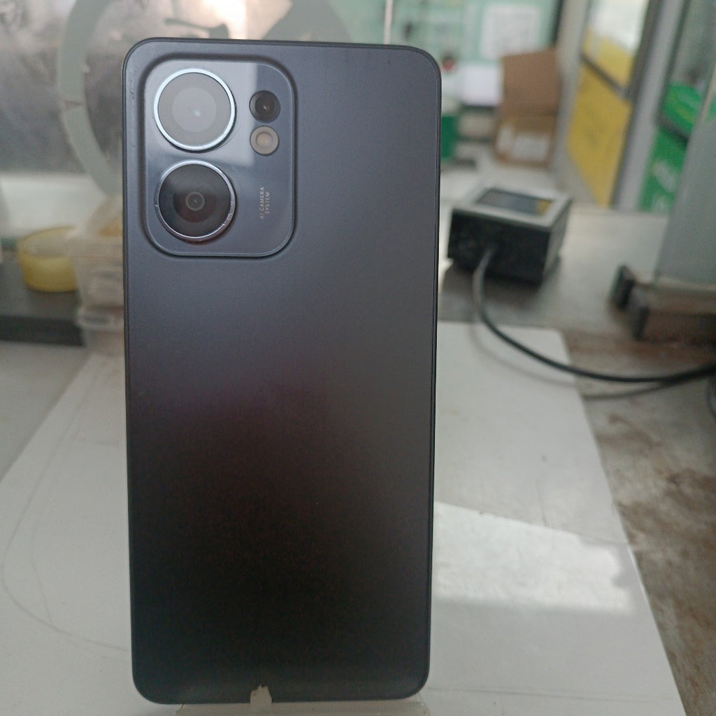 CELULAR OPPO  RENO 13F 5G CPH2699 (2025) 256 GB 12 GB RAM (SEMINUEVO)