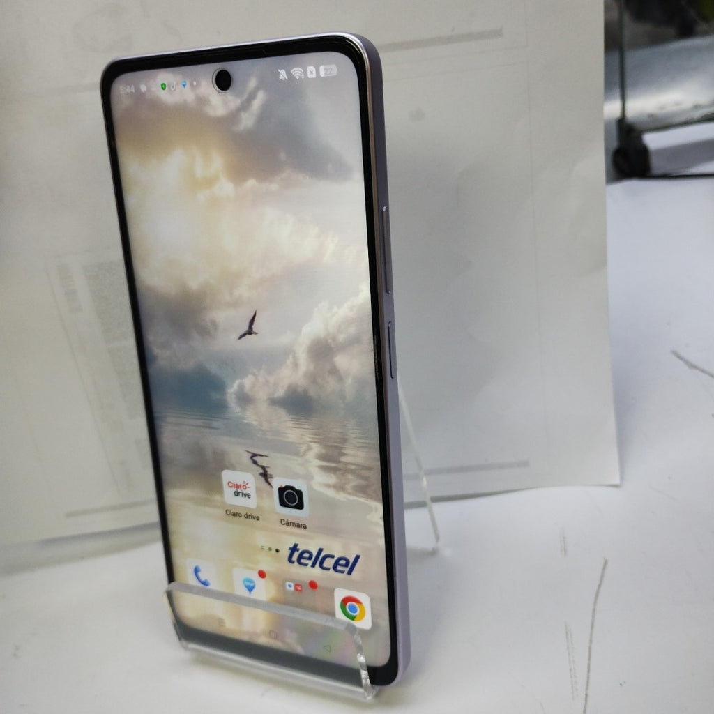 CELULAR OPPO  A5 PRO 5G CPH2695 (2025) 256 GB 8 GB RAM (SEMINUEVO)