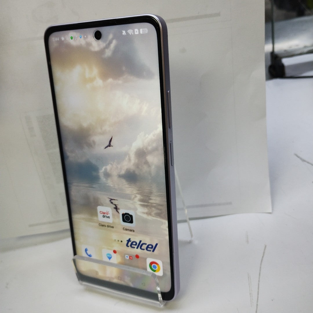 CELULAR OPPO  A5 PRO 5G CPH2695 (2025) 256 GB 8 GB RAM (SEMINUEVO)
