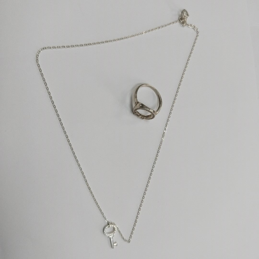 ANILLITO, CADENA, DIJE PLATA 4.3 GRMS (SEMINUEVO)