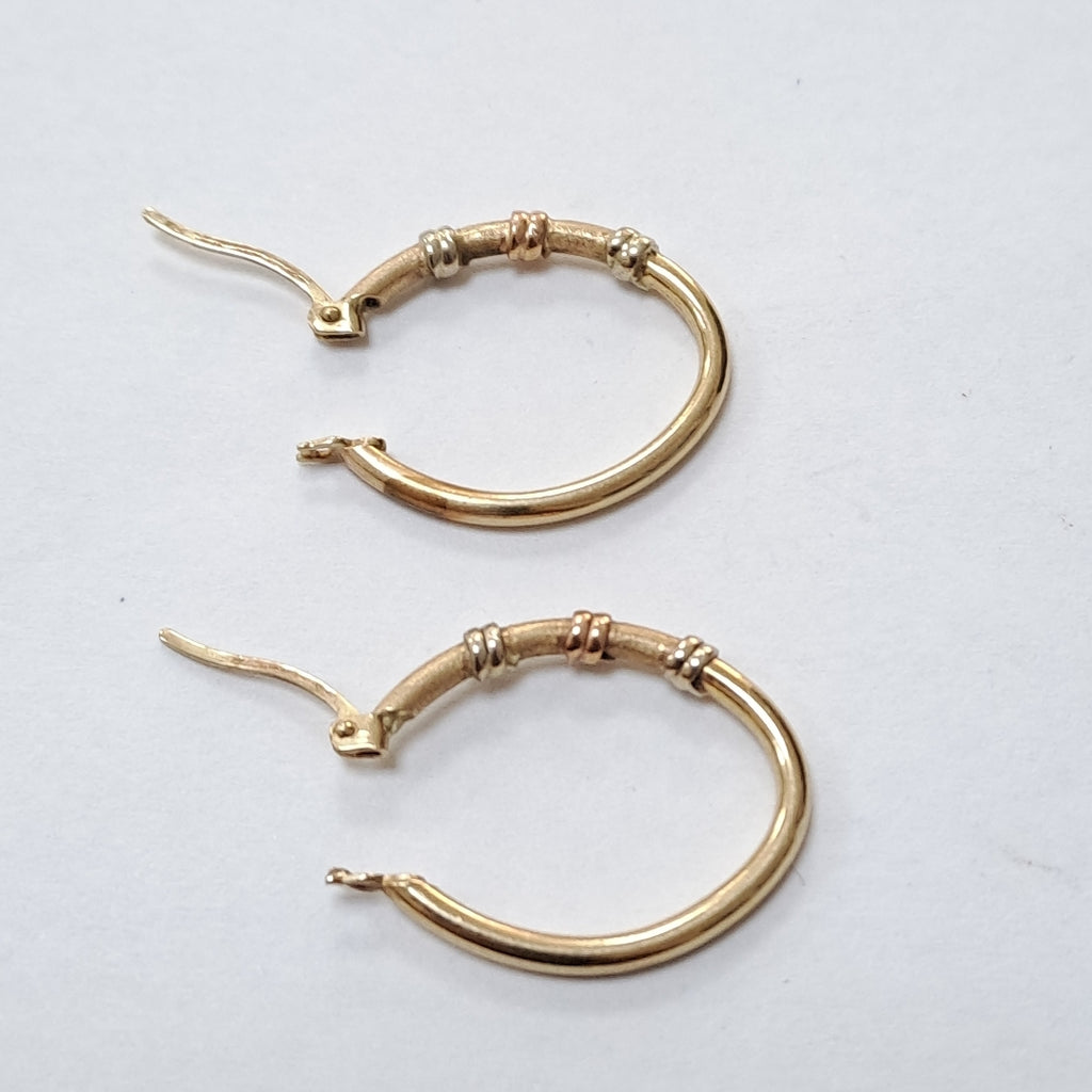 ARRACADAS PAR ORO 14 K 2.8 GRMS (SEMINUEVO)