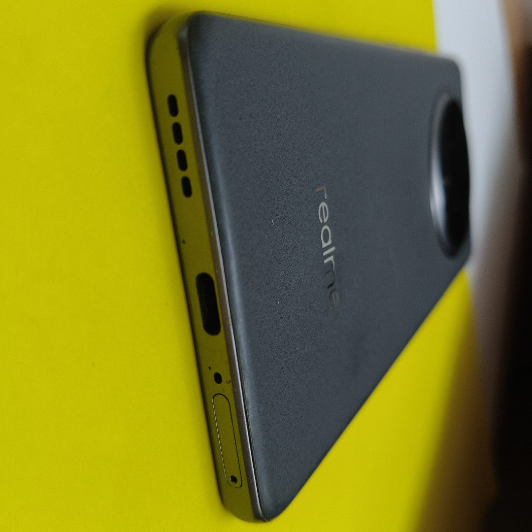 CELULAR REALME 14 PRO 5G RMX5056 (2025) 256 GB 8 GB RAM (SEMINUEVO)