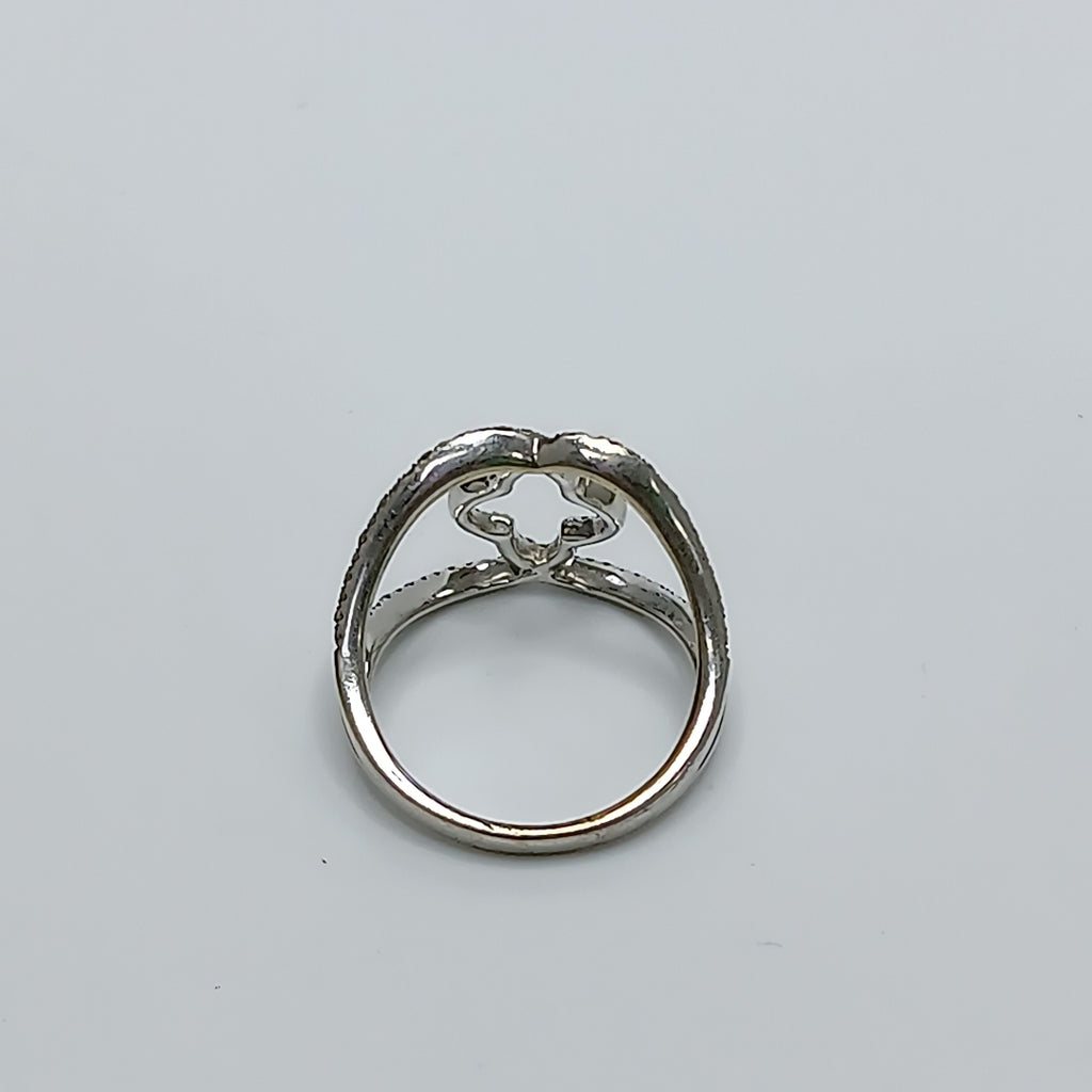 K1 2,90 GRMS 10 K ESPECIFICACIONES COMPLEMENTARIAS ANILLITO DE ORO BLANCO TIPO T (SEMINUEVO)