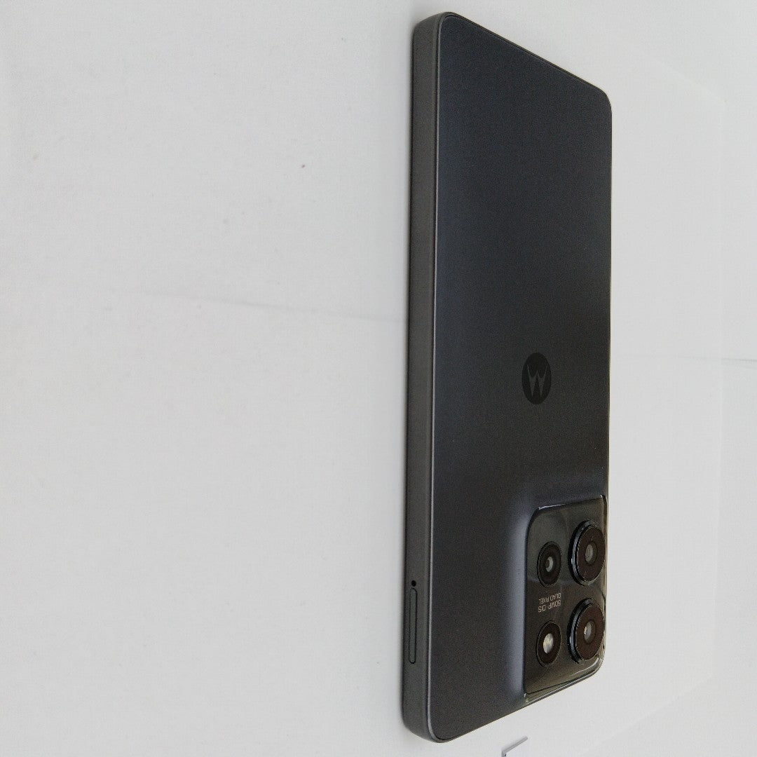 CELULAR MOTOROLA MOTO G75 5G XT2437-2 (2024) 256 GB 8 GB RAM (SEMINUEVO)