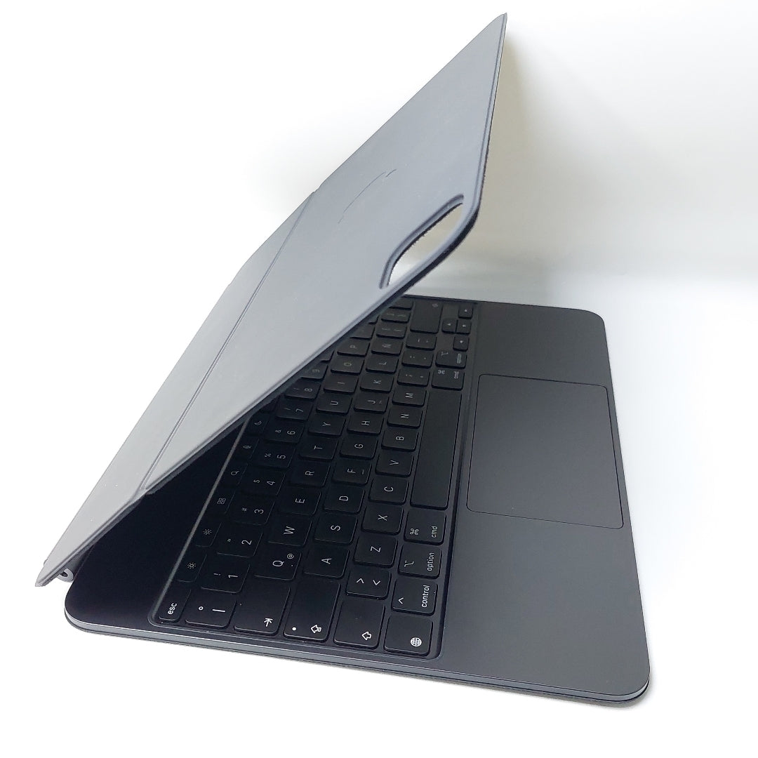 TECLADO INALAMBRICO APPLE MAGIC KEYBOARD A2974 RECARGABLE (SEMINUEVO)