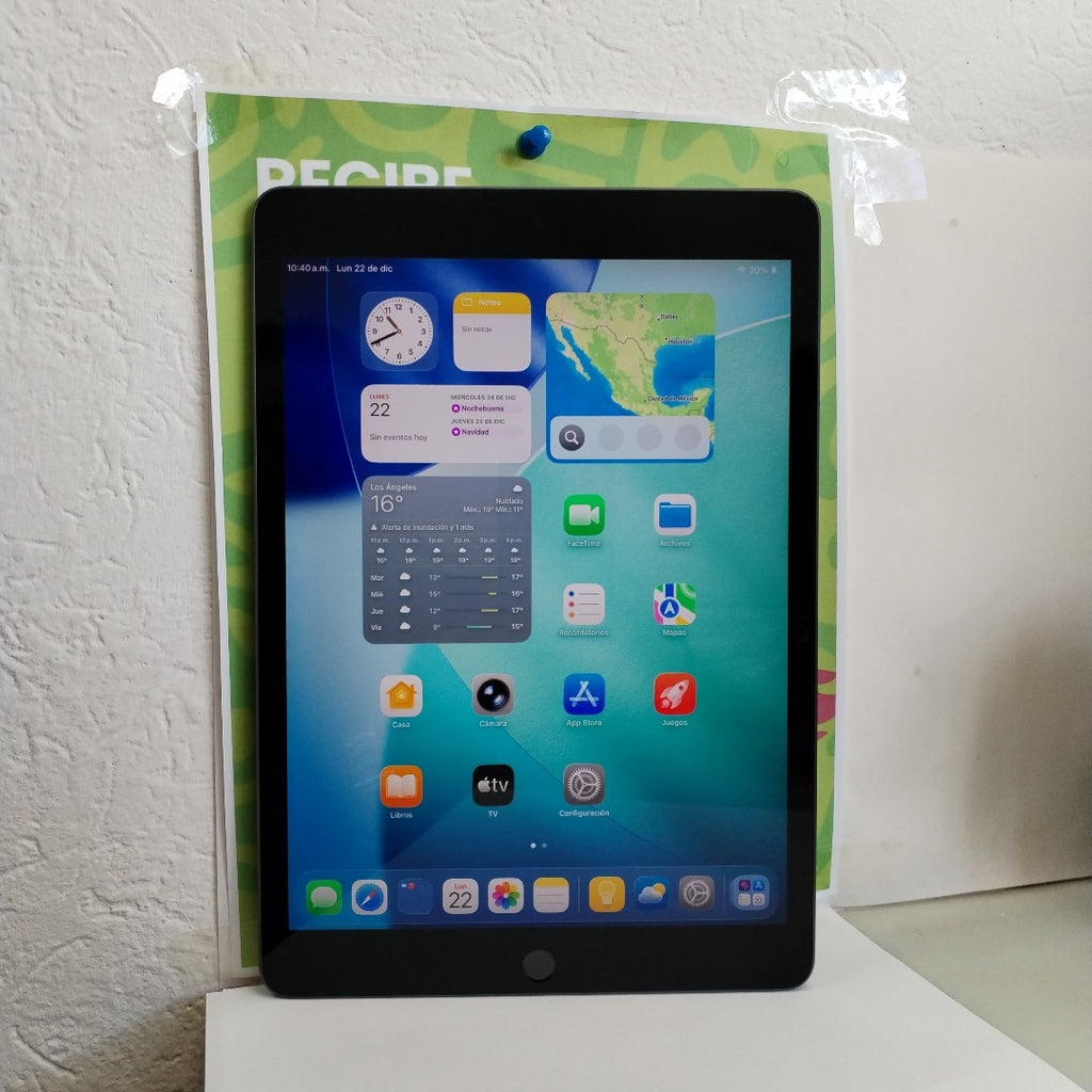 TABLETA APPLE IPAD 9 A2602 256 GB 3 GB RAM (SEMINUEVO)