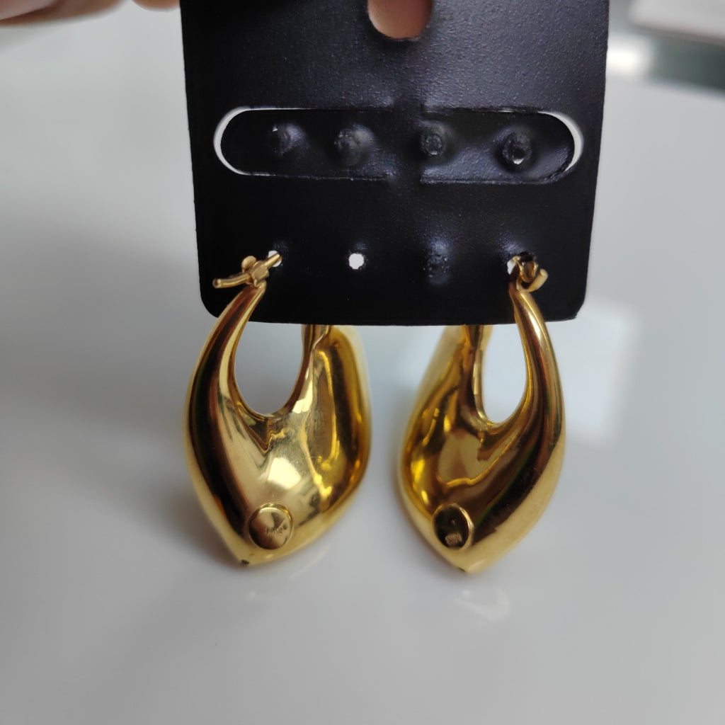 K1 6,20 GRMS 14 K ESPECIFICACIONES COMPLEMENTARIAS ARETES PARMOTIVO CORAZON A (SEMINUEVO)