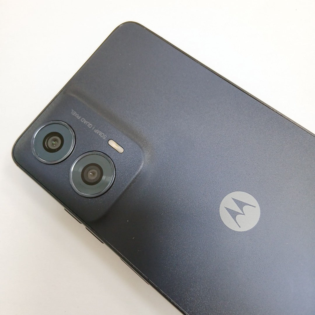 CELULAR MOTOROLA MOTO G24 XT2423-1 (2024) 256 GB 4 GB RAM (SEMINUEVO)