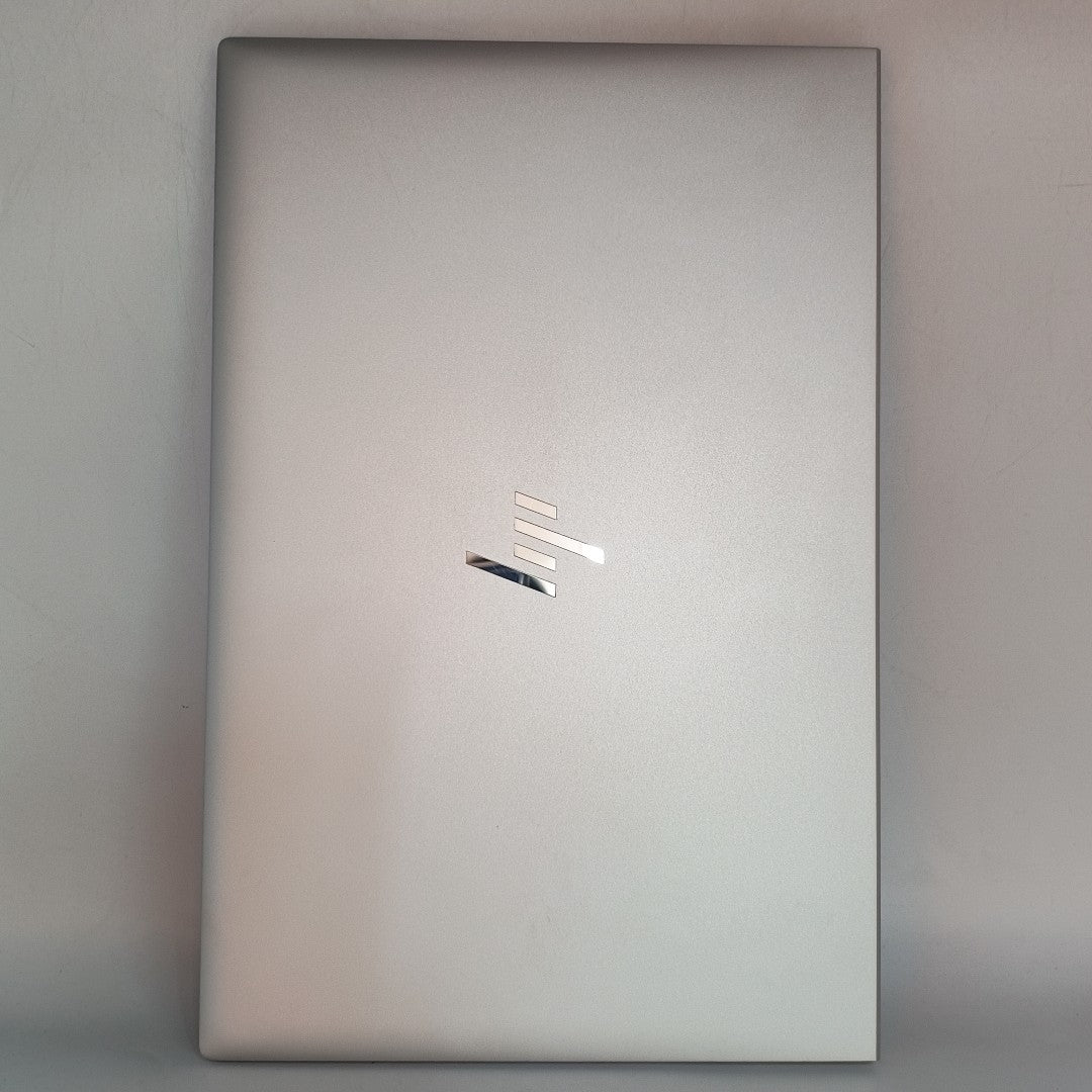 LAPTOP HP ELITEBOOK 840 G8 (2022) 256 GB SSD 16 GB RAM (SEMINUEVO)