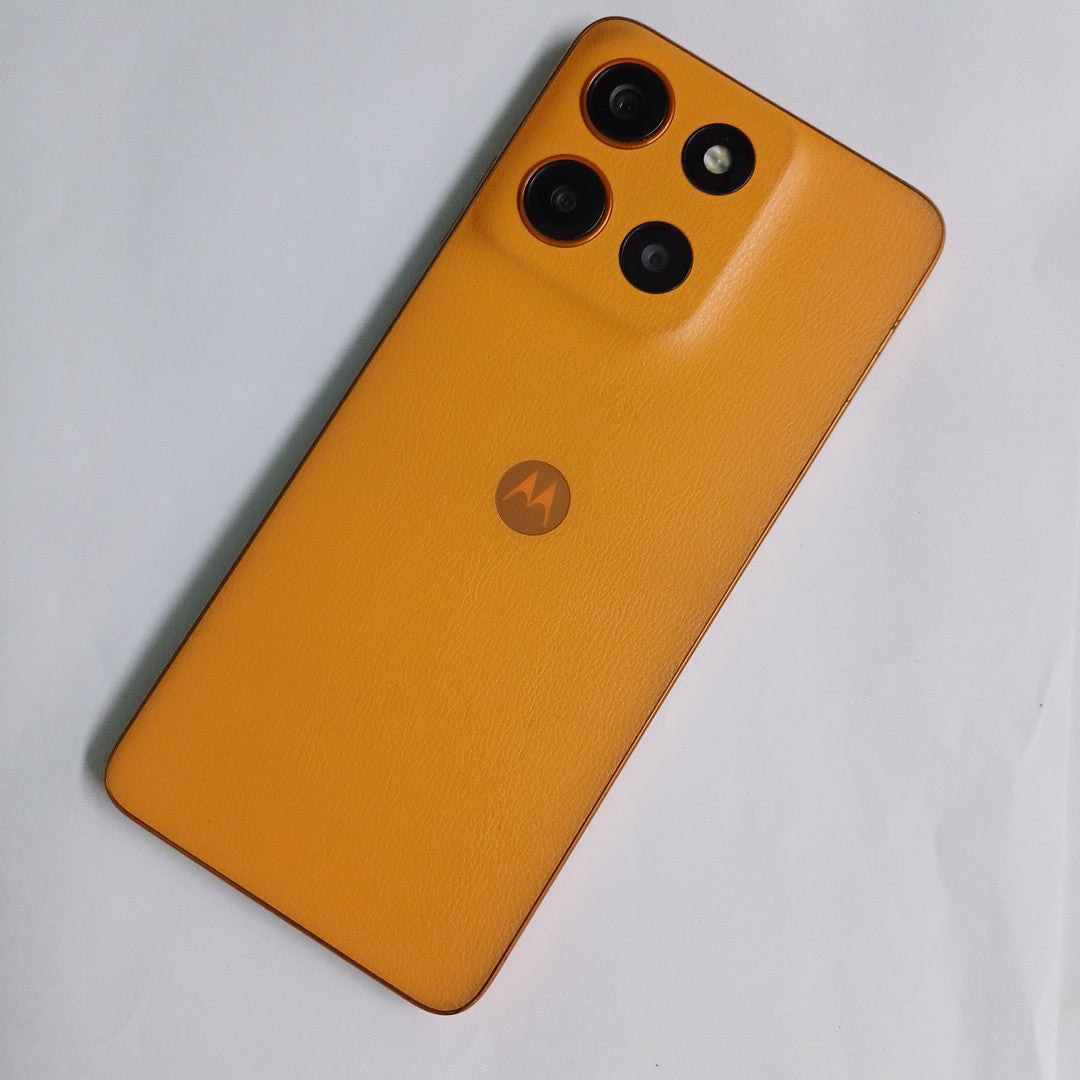 CELULAR MOTOROLA MOTO G15 XT2521-2 (2025) 256 GB 4 GB RAM (SEMINUEVO)