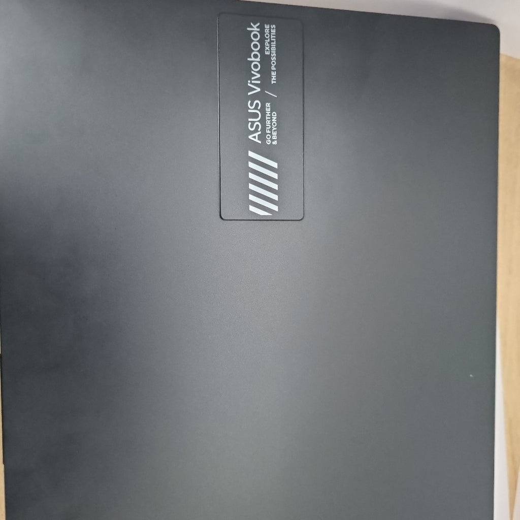 LAPTOP ASUS VIVOBOOK L1404FA-NK286W (2023) 512 GB SSD 8 GB RAM (SEMINUEVO)