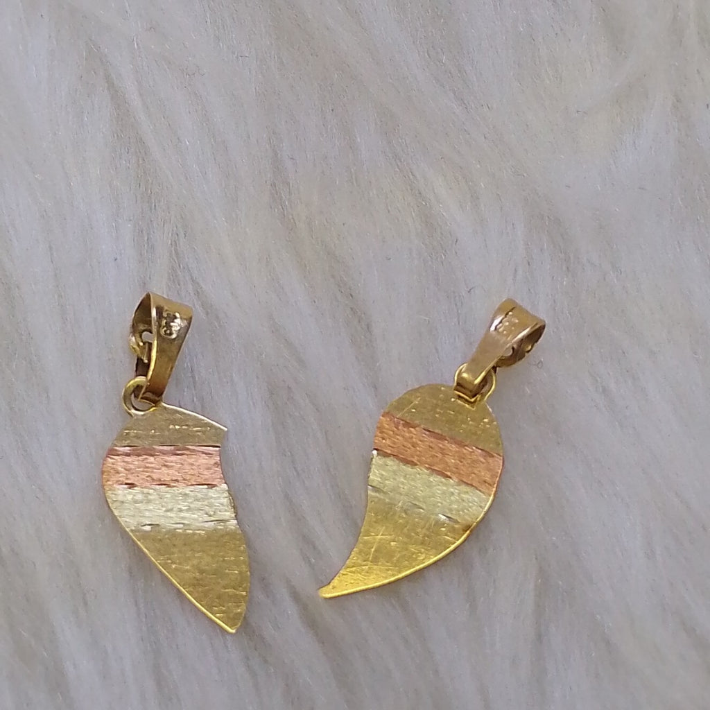 K1 0,90 GRMS 10 K ESPECIFICACIONES COMPLEMENTARIAS DIJE MOTIVO CORAZON (SEMINUEVO)