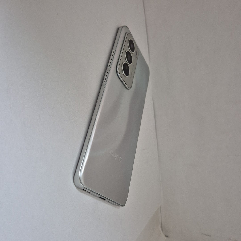 CELULAR OPPO   RENO12 5G CPH2625 (2024) 512 GB 12 GB RAM (SEMINUEVO)
