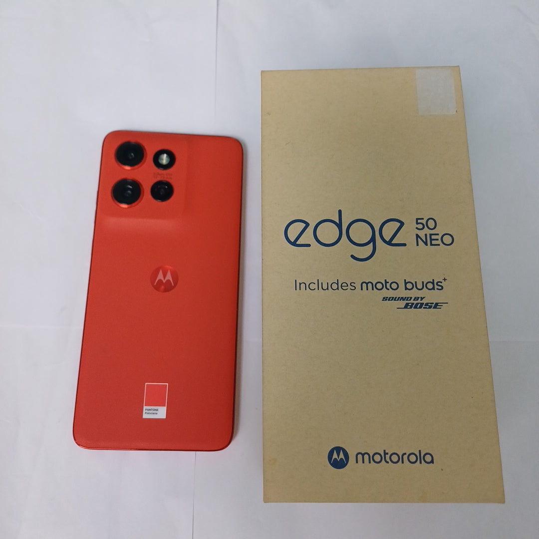 CELULAR MOTOROLA EDGE 50 NEO XT2409-2 (2024) 256 GB 8 GB RAM (SEMINUEVO)