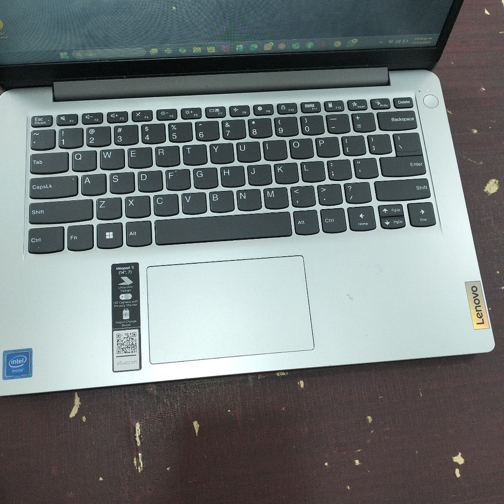 LAPTOP LENOVO IDEAPAD 1 14IGL7(2024) 128 GB SSD 4 GB RAM (SEMINUEVO)