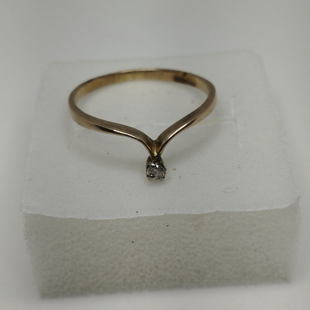 K1 1,40 GRMS 8 K ESPECIFICACIONES COMPLEMENTARIAS ANILLO CON MINI PIEDRA BLANCA (SEMINUEVO)