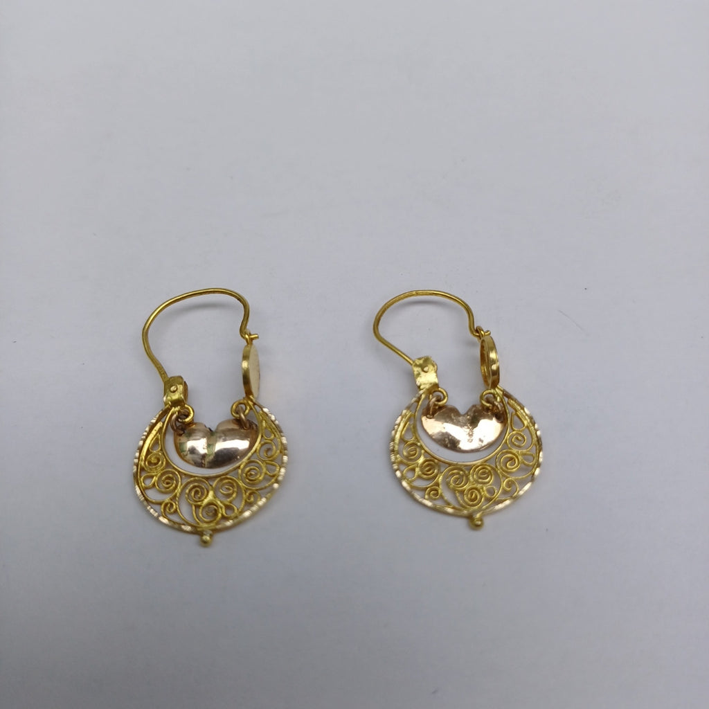 ARETES PAR ORO 8 K 1.9 GRMS (SEMINUEVO)