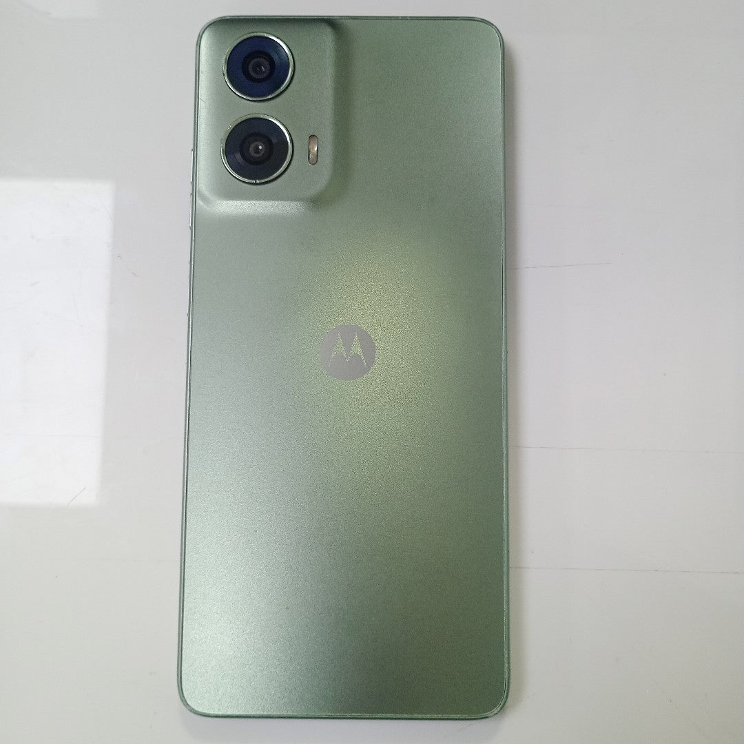 CELULAR MOTOROLA MOTO G24 XT2423-1 (2024) 128 GB 4 GB RAM (SEMINUEVO)