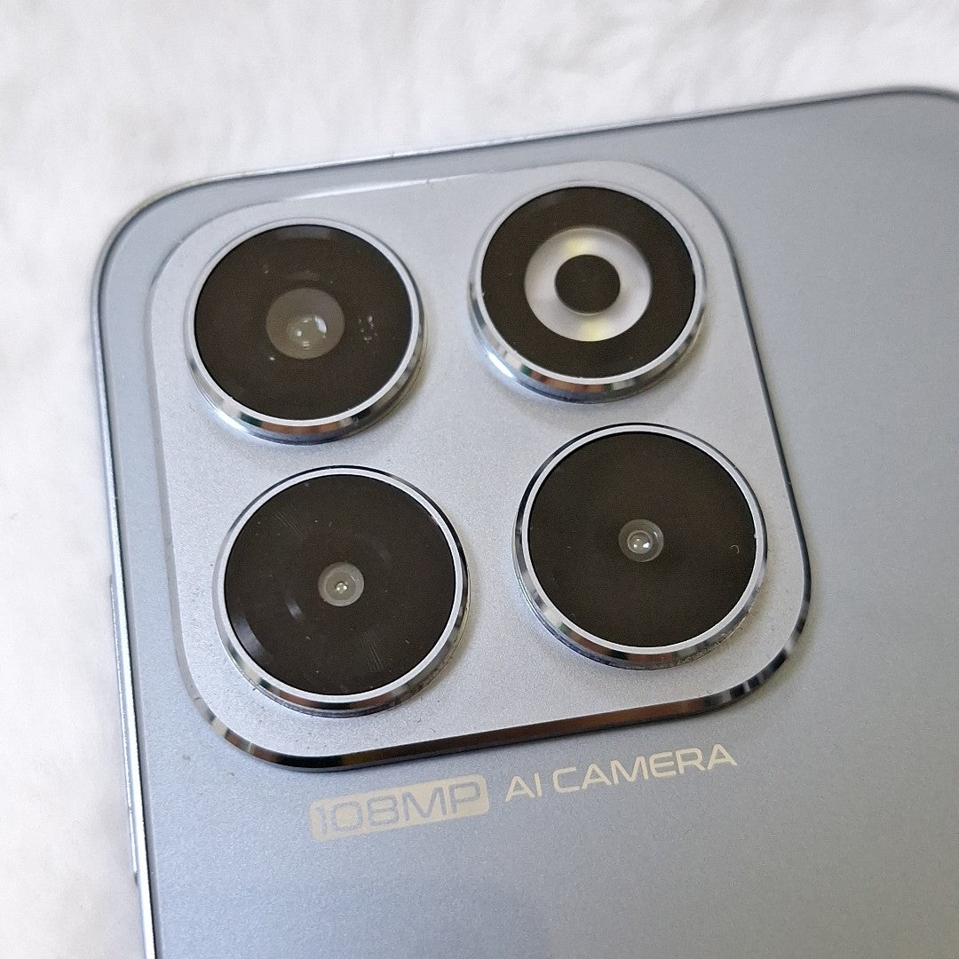 CELULAR ZTE AXON 70 Z2459 256 GB 6 GB RAM (SEMINUEVO)