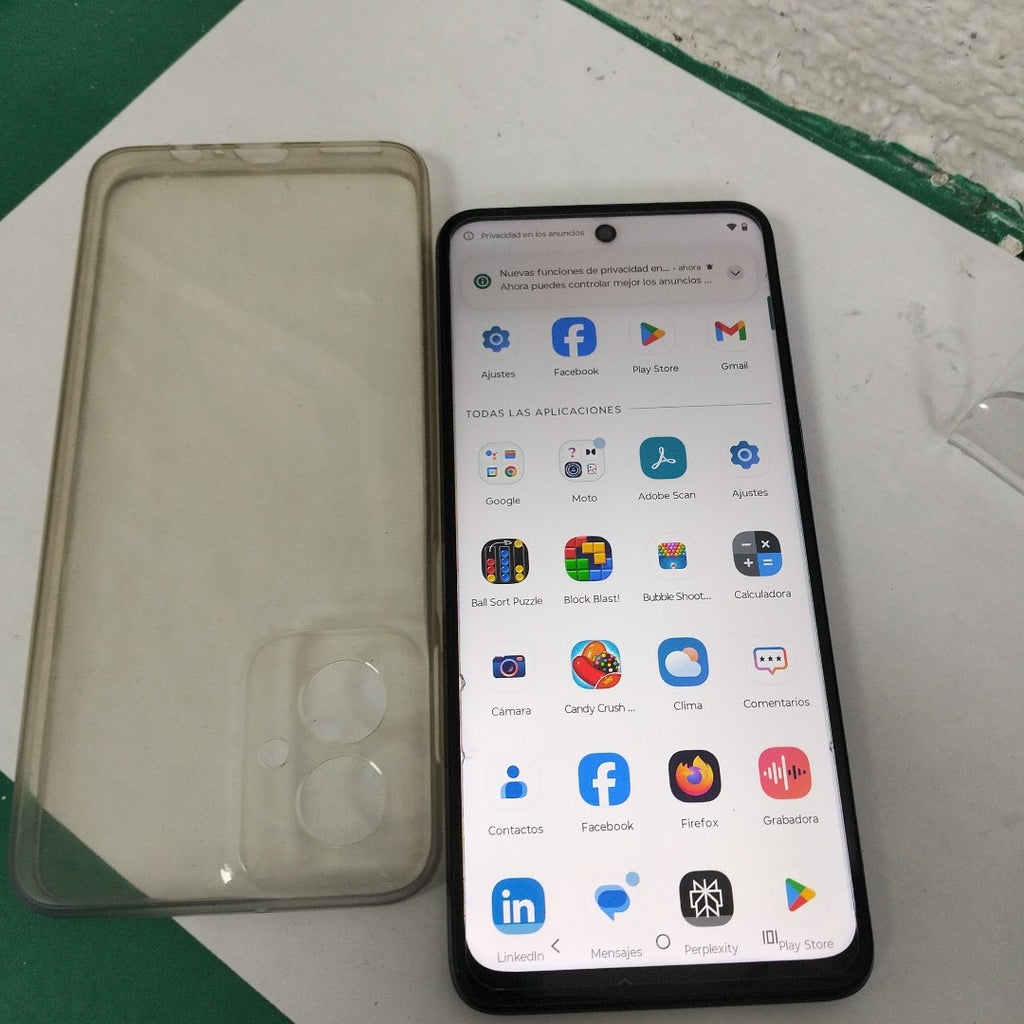 CELULAR MOTOROLA MOTO G55 5G XT2435-1(2024) 256 GB 8 GB RAM (SEMINUEVO)