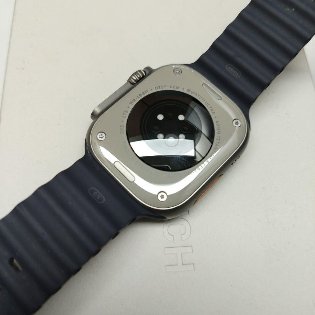 SMARTWATCH APPLE ULTRA 2 TITANIO A2986 49 MM GPS + CELULAR (SEMINUEVO)