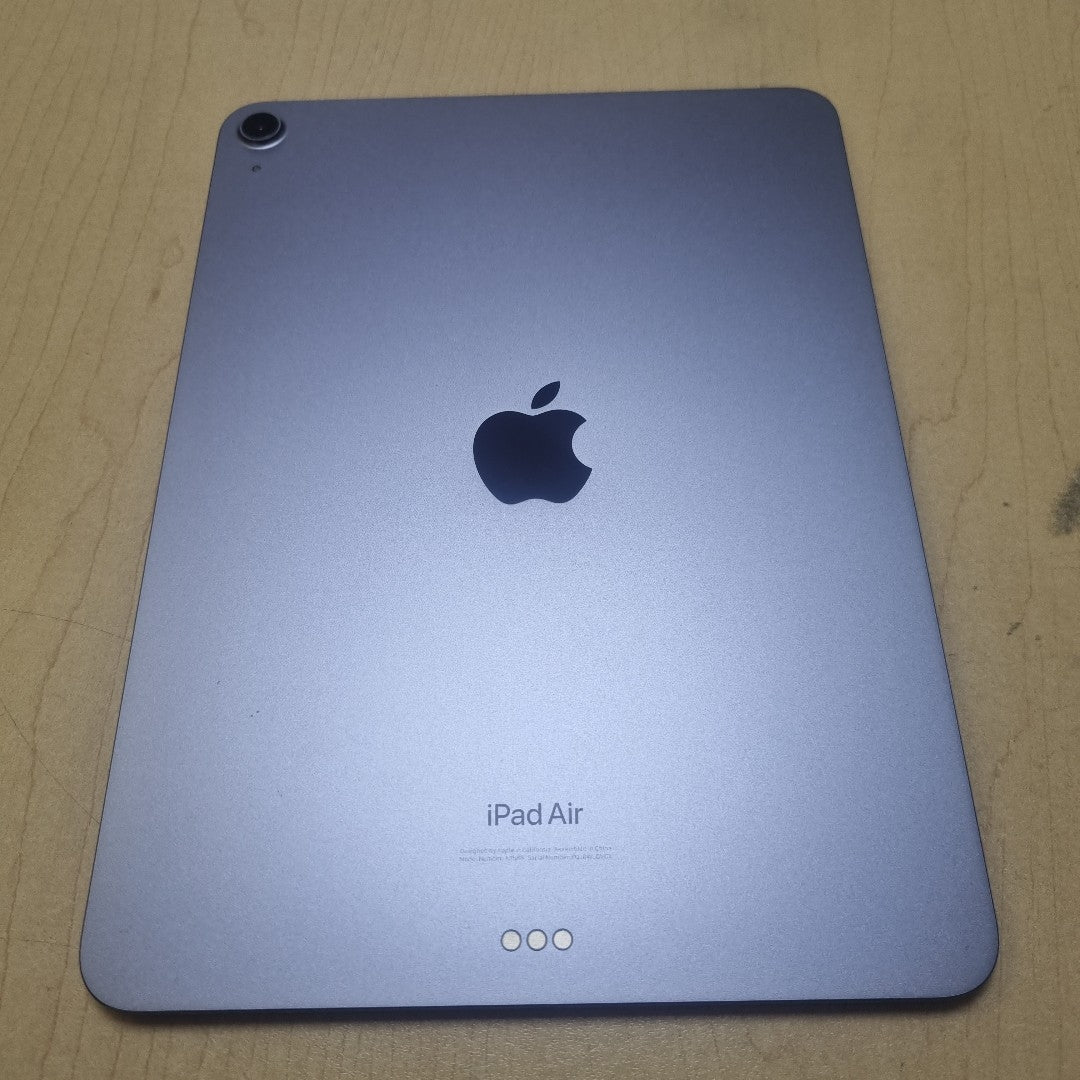 TABLETA APPLE IPAD AIR 5 A2588 256 GB 8 GB RAM (SEMINUEVO)