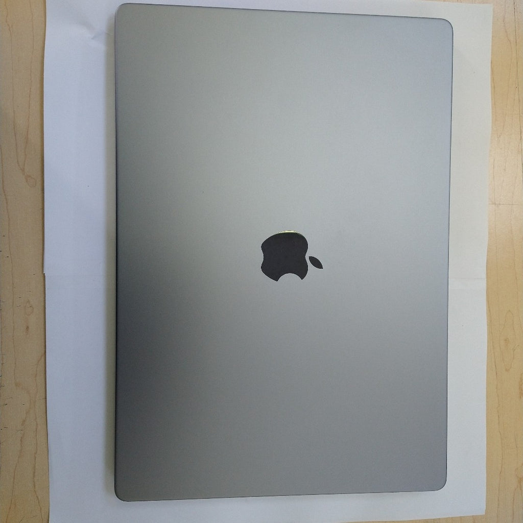 LAPTOP APPLE MACBOOK PRO 16" 2021 3.2 A2485 (10 CPU / 16 GPU) 512 GB SSD 16 GB RAM (SEMINUEVO)