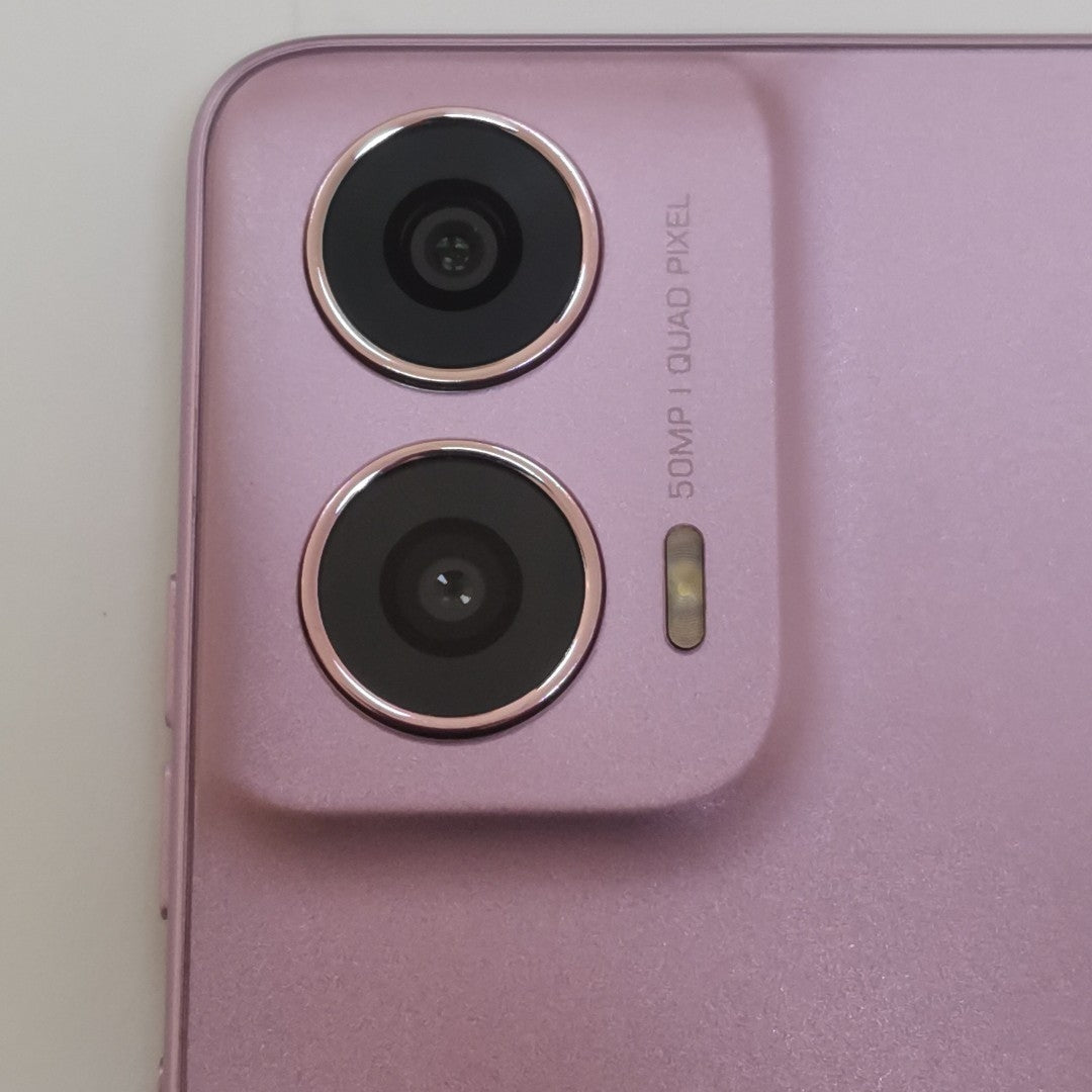 CELULAR MOTOROLA MOTO G24 XT2423-1 (2024) 128 GB 4 GB RAM (SEMINUEVO)