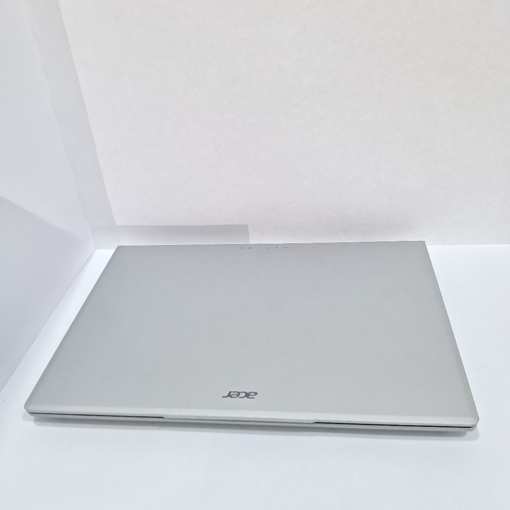 LAPTOP ACER ASPIRE LITE 14 AL14-31P-353Y (2024) 512 GB SSD 8 GB RAM (SEMINUEVO)
