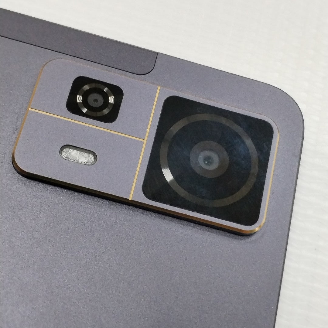 TABLETA COMPAQ QTAB PRO 256 GB SSD 8 GB RAM (SEMINUEVO)