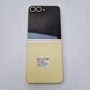 CELULAR SAMSUNG GALAXY Z FLIP6 SM-F741B (2024) 256 GB 12 GB RAM (SEMINUEVO)