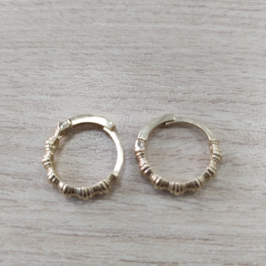 HUGGIES ORO 14K 2.8 (NUEVO)